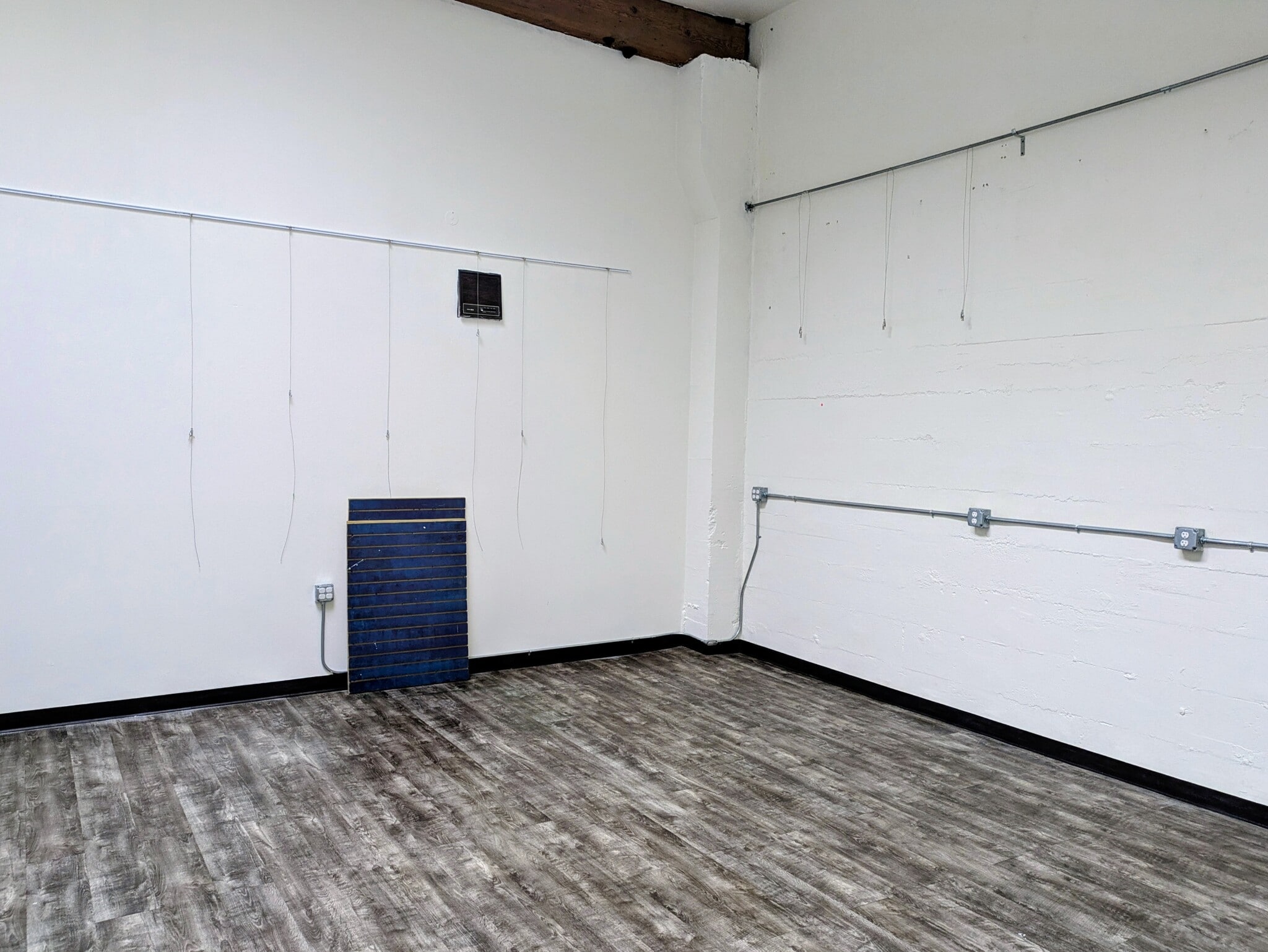 222 N Lincoln St, Port Angeles, WA à louer Photo intérieure– Image 1 sur 4