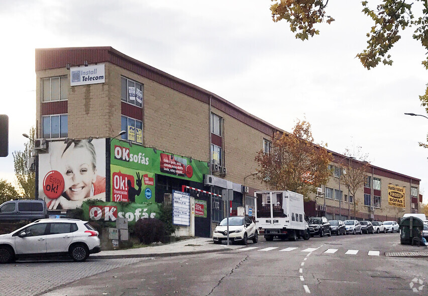 Avenida de los Montes de Oca, 20, San Sebastián de los Reyes, Madrid à louer - Photo principale – Image 1 sur 2