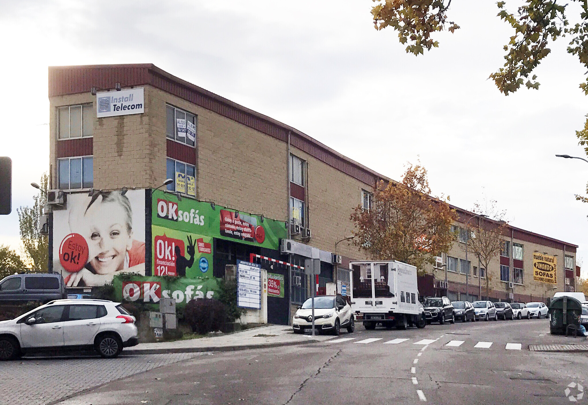 Avenida de los Montes de Oca, 20, San Sebastián de los Reyes, Madrid à louer Photo principale– Image 1 sur 3