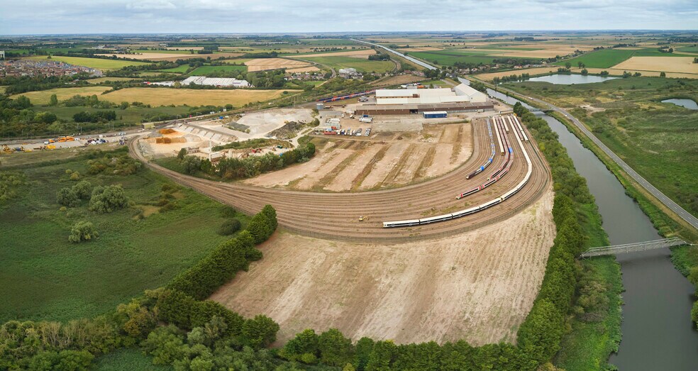 Adelaide Park, Road and Rail Distribution Cen, Ely à louer - Aérien – Image 2 sur 10