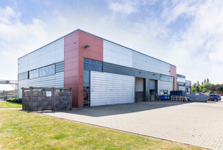 Plus de détails pour Quadrant Ct, Greenhithe - Industriel/Logistique à louer