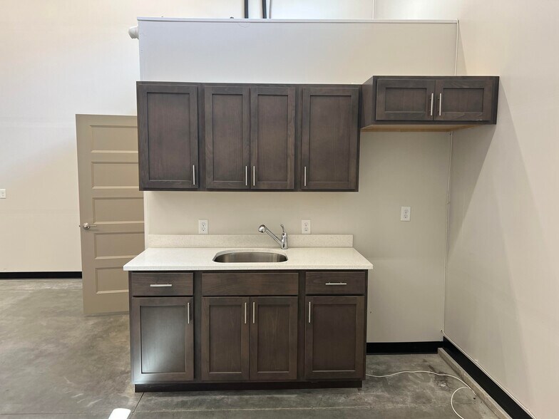 388 Larkspur St, Ponderay, ID à louer - Photo intérieure – Image 3 sur 13