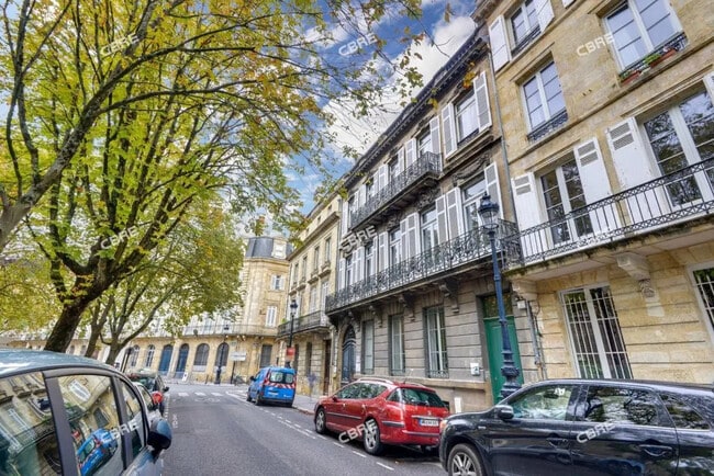 Plus de détails pour Bureau à vendre