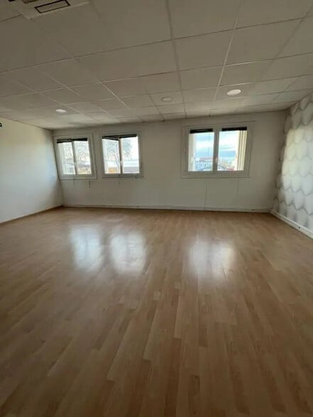 8 Rue Du Lac Bleu, L'Union à louer - Photo intérieure – Image 3 sur 5