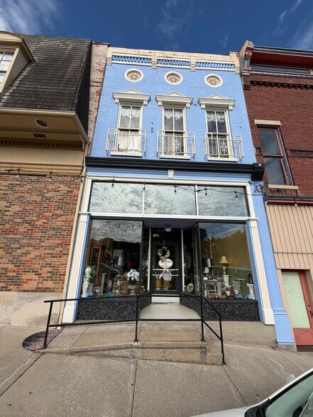 128 S Main St, Harrodsburg, KY à vendre - Photo de l’immeuble – Image 2 sur 12