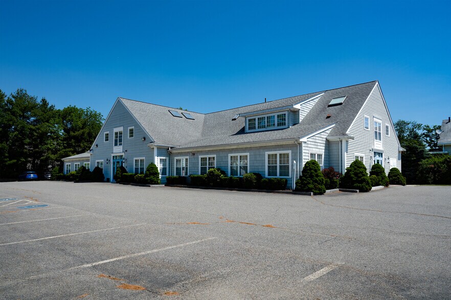 7 Christy Dr, Brockton, MA à vendre - Photo de l’immeuble – Image 2 sur 51