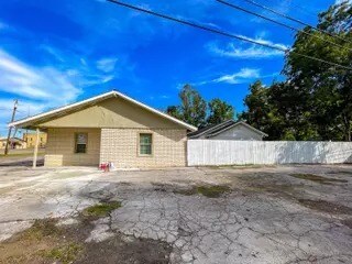 205 E Railroad St, Vidor, TX à vendre - Photo de l’immeuble – Image 2 sur 12