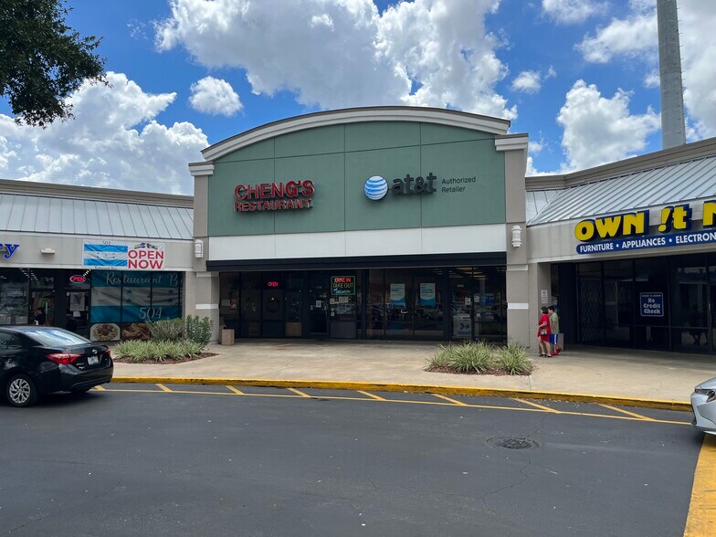 3902-4096 S Semoran Blvd, Orlando, FL à louer - Photo de l’immeuble – Image 3 sur 7