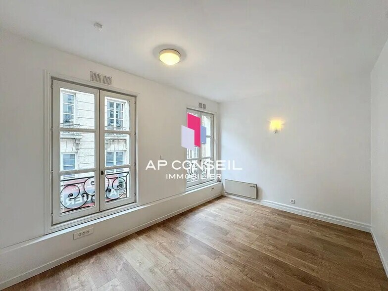Bureau dans Saint-Germain-en-Laye à louer - Photo de l’immeuble – Image 1 sur 8