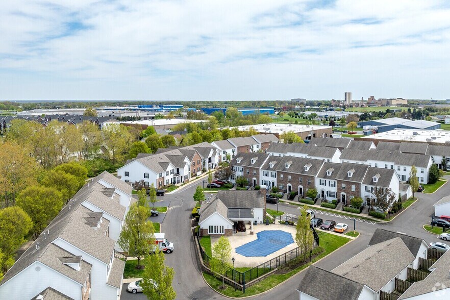 7500 Sancus Blvd, Worthington, OH à vendre - Photo de l’immeuble – Image 2 sur 22