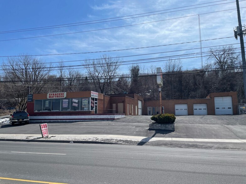 2792 Erie Blvd E, Syracuse, NY à vendre - Photo de l’immeuble – Image 3 sur 19