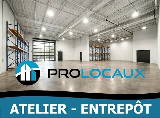 Plus de détails pour Local d'activités à louer