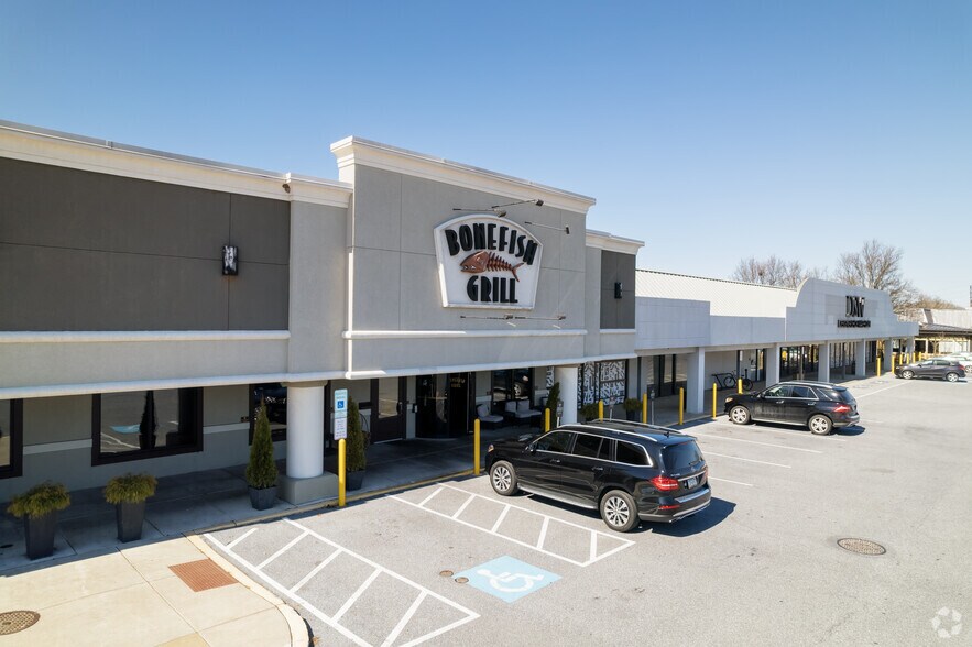940-990 Plaza Blvd, Lancaster, PA à vendre - Photo de l’immeuble – Image 2 sur 4