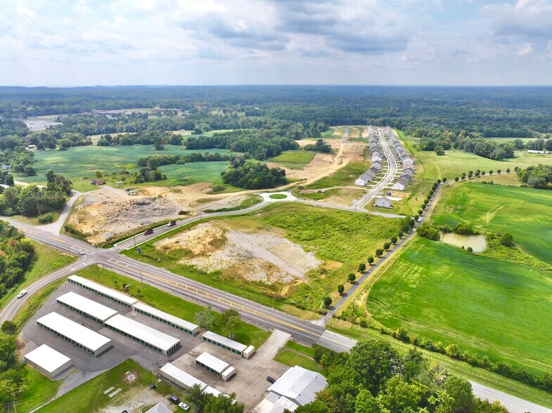 0 US-31 Hwy, Westmoreland, TN à vendre - Photo principale – Image 1 sur 9