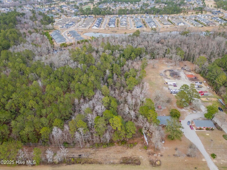2730 Andrew Jackson Hwy, Leland, NC à vendre - Photo de l’immeuble – Image 3 sur 13
