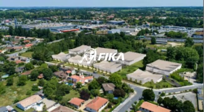 Plus de détails pour Local d’activités à vendre