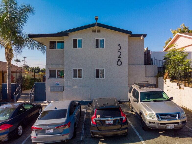 328 Milbrae St, San Diego, CA à vendre - Photo de l’immeuble – Image 3 sur 12