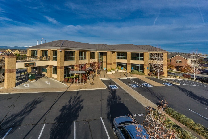 233 SW Wilson Ave, Bend, OR à louer - Photo de l’immeuble – Image 3 sur 30
