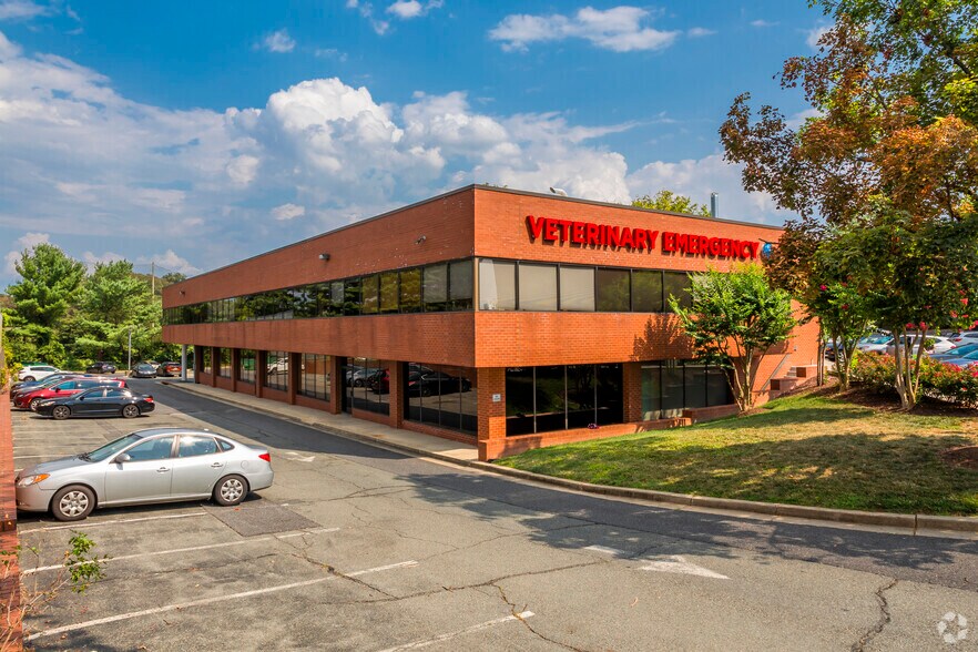 1 Taft Ct, Rockville, MD à louer - Photo de l’immeuble – Image 3 sur 7