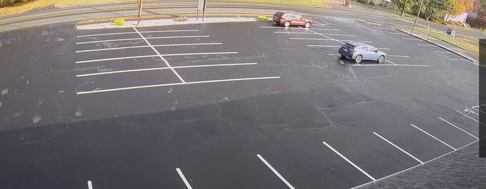 484 Main St, Hampden, MA à louer - Photo de l’immeuble – Image 3 sur 9