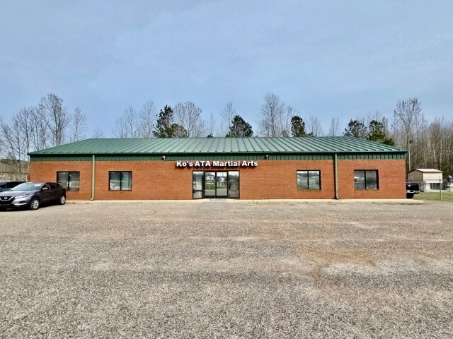 100 Commercial Dr, Atoka, TN à louer Photo principale– Image 1 sur 8