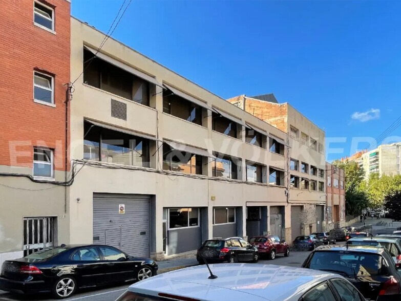 Industriel/Logistique dans Terrassa, Barcelona à vendre - Photo de l’immeuble – Image 1 sur 5