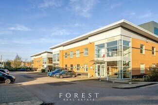 Plus de détails pour Centennial Ave, Borehamwood - Bureau à vendre