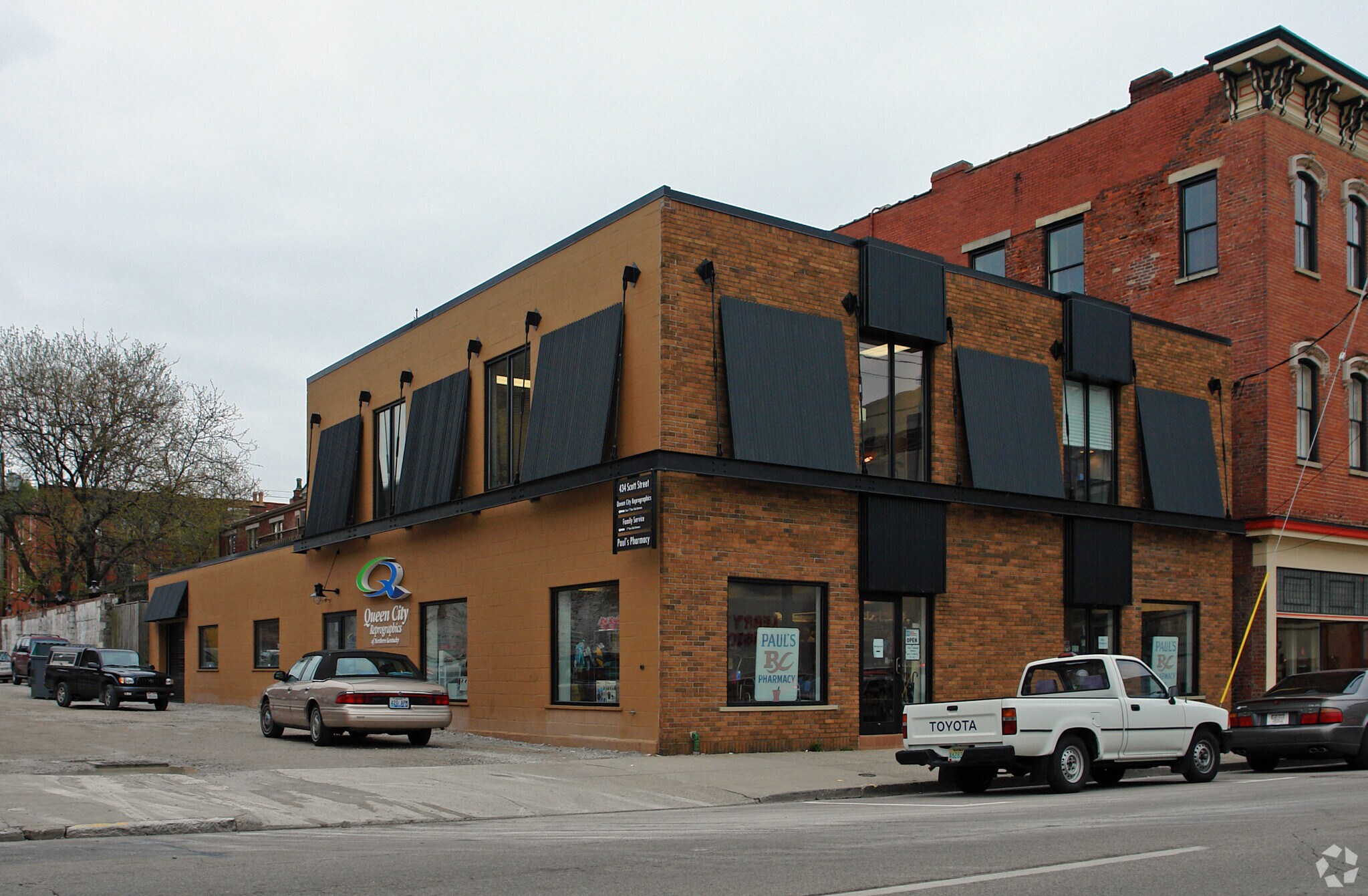 434 Scott St, Covington, KY à louer Photo principale– Image 1 sur 4