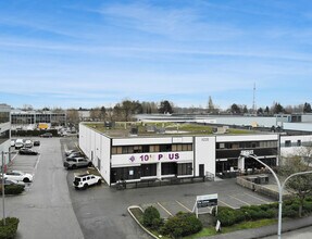 11220 Horseshoe Way, Richmond, BC à louer Photo de l’immeuble– Image 1 sur 3