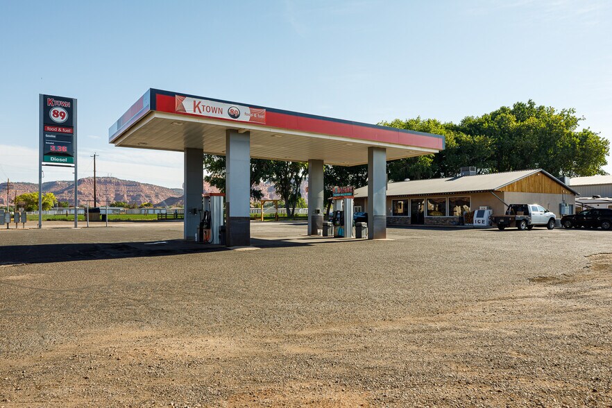 1055 S Highway 89a, Kanab, UT à vendre - Photo de l’immeuble – Image 1 sur 10