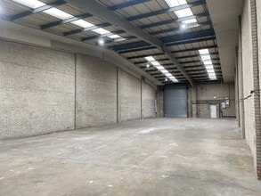 Plodder Ln, Bolton à louer Photo intérieure– Image 1 sur 1