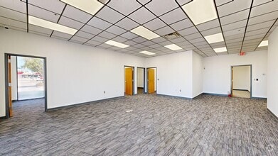 12345 Starkey Rd, Largo, FL à louer Numérisation 3D Matterport– Image 1 sur 14