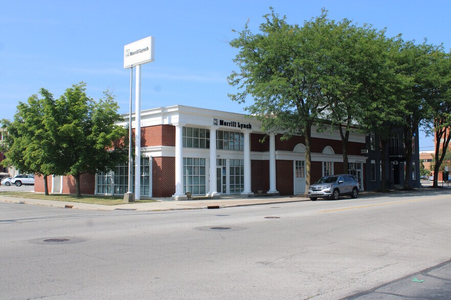 127 E Main Cross St, Findlay, OH à vendre - Photo de l’immeuble – Image 1 sur 4