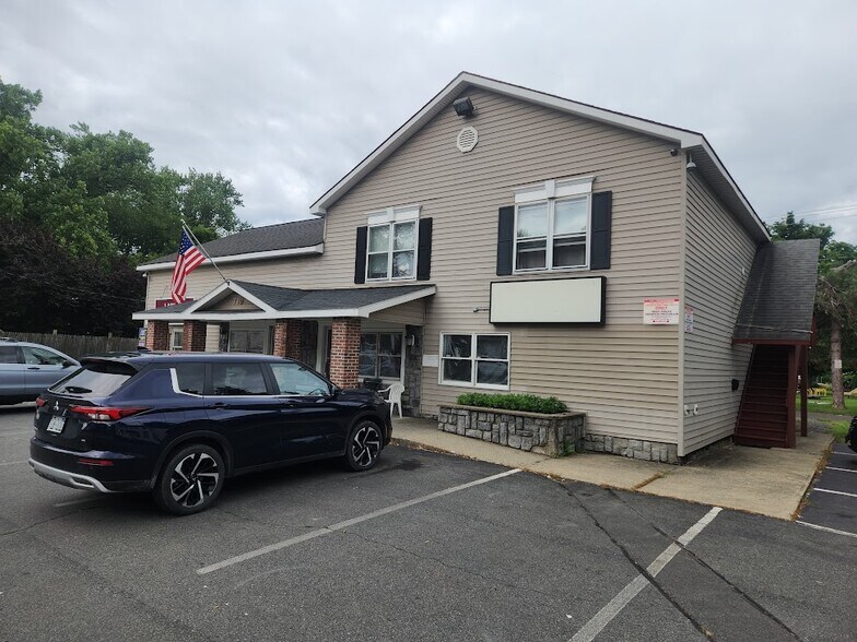 719 Second Ave, Troy, NY à vendre - Photo de l’immeuble – Image 2 sur 7