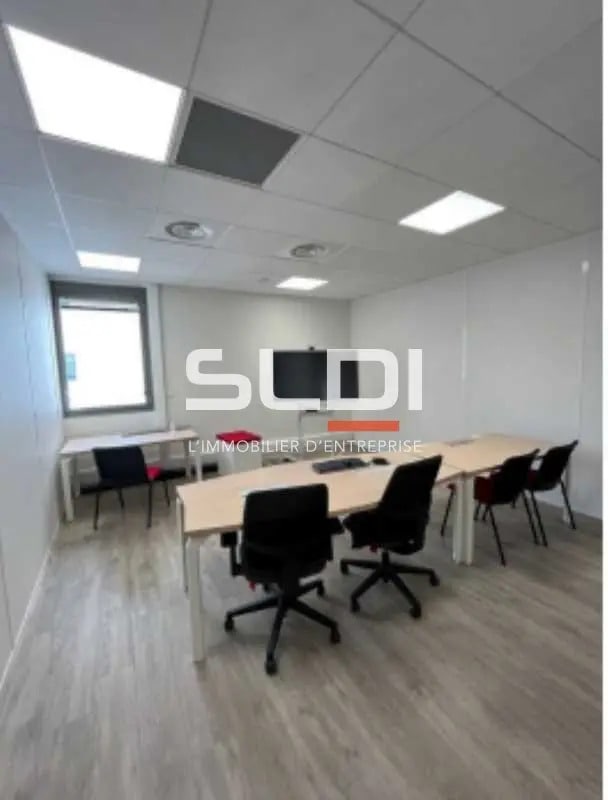 Bureau dans Lyon à louer Photo intérieure– Image 1 sur 8