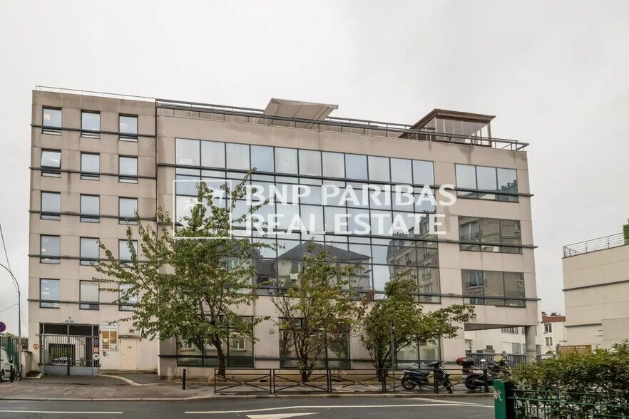 Bureau dans Saint-Ouen-sur-Seine à louer - Photo de l’immeuble – Image 3 sur 12