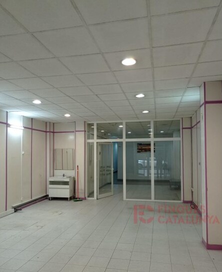 Immeuble residentiel dans Girona, Gerona à vendre - Photo intérieure – Image 1 sur 1