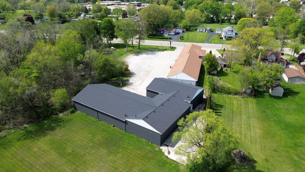 5488 Richfield Rd, Flint, MI à vendre - Photo de l’immeuble – Image 2 sur 37