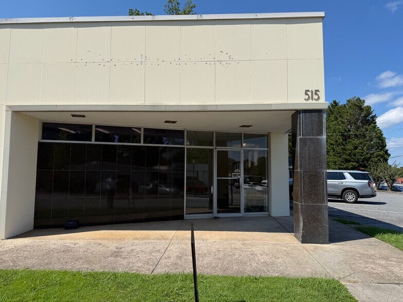 515 Roswell St, Marietta, GA à louer - Photo de l’immeuble – Image 2 sur 11