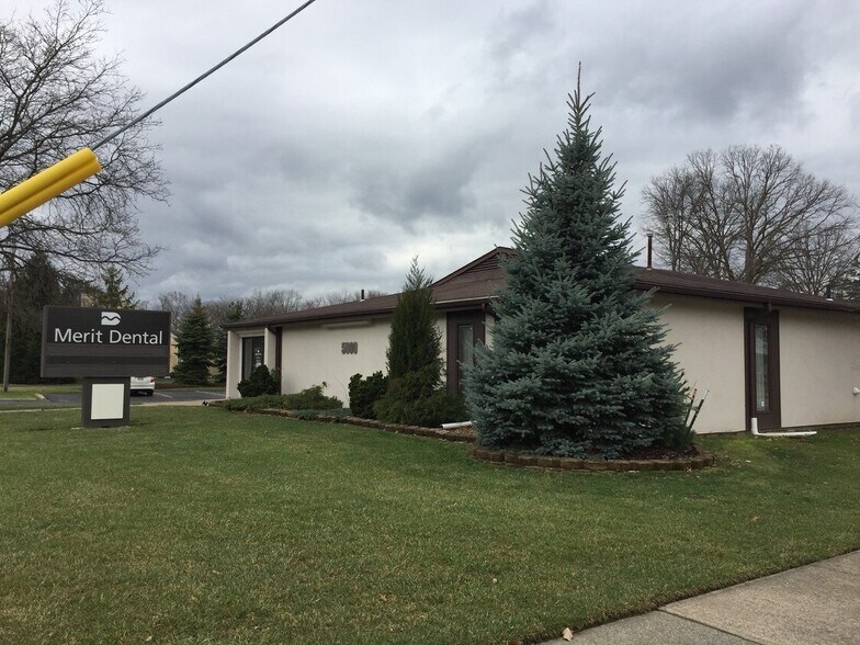 5000 Oberlin Ave, Lorain, OH à vendre - Photo de l’immeuble – Image 3 sur 4