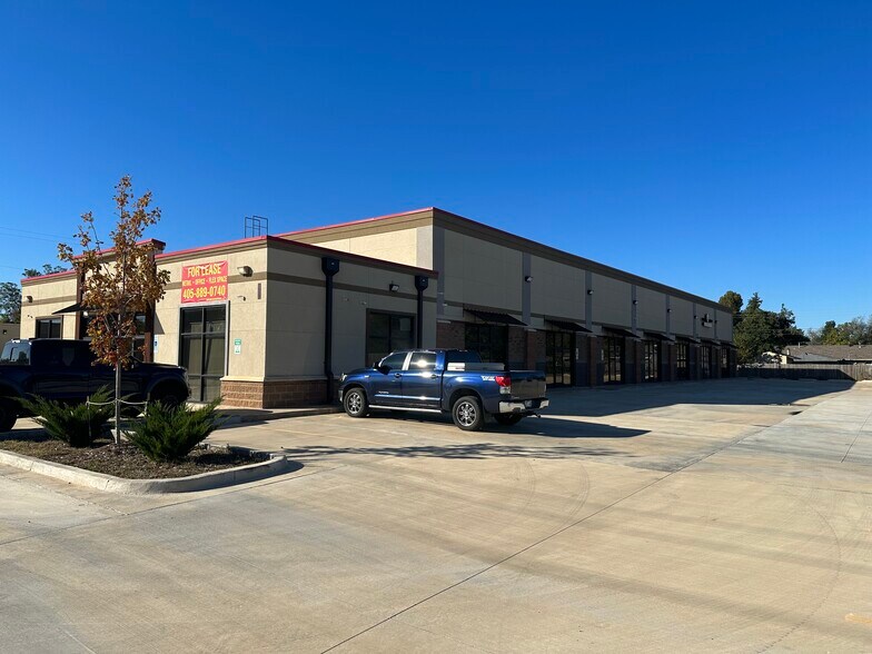 6029 NW 23rd St, Oklahoma City, OK à louer - Photo de l’immeuble – Image 3 sur 8