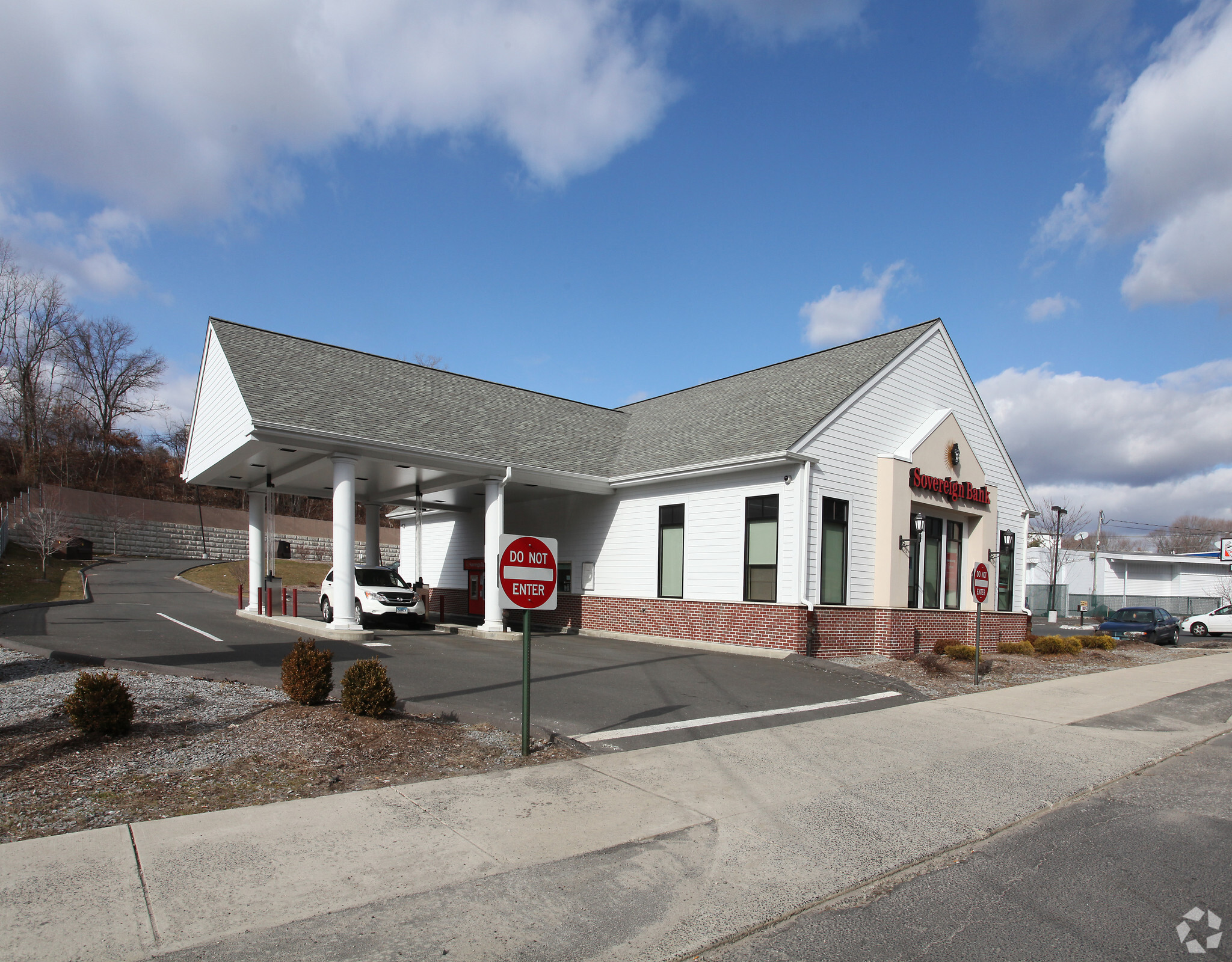 105 Meriden Rd, Waterbury, CT à vendre Photo principale– Image 1 sur 5