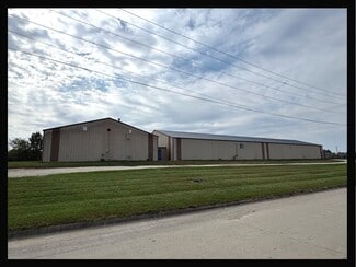Plus de détails pour 212 Blees Industrial Dr, Macon, MO - Industriel/Logistique à vendre