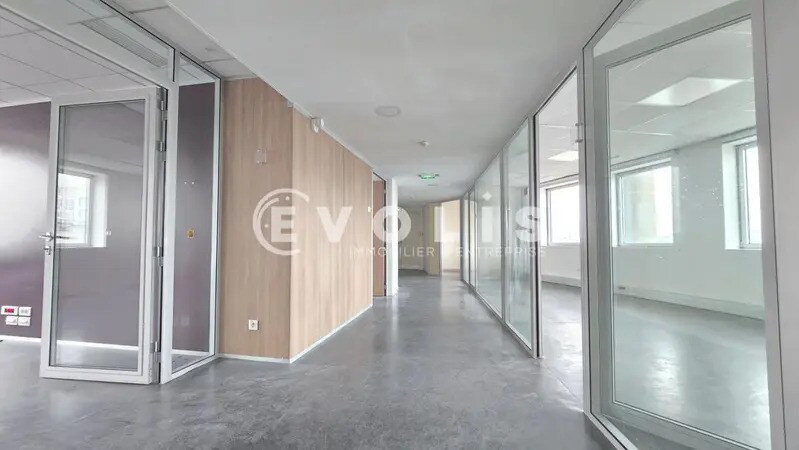 Bureau dans Ivry-sur-Seine à louer - Photo intérieure – Image 1 sur 4