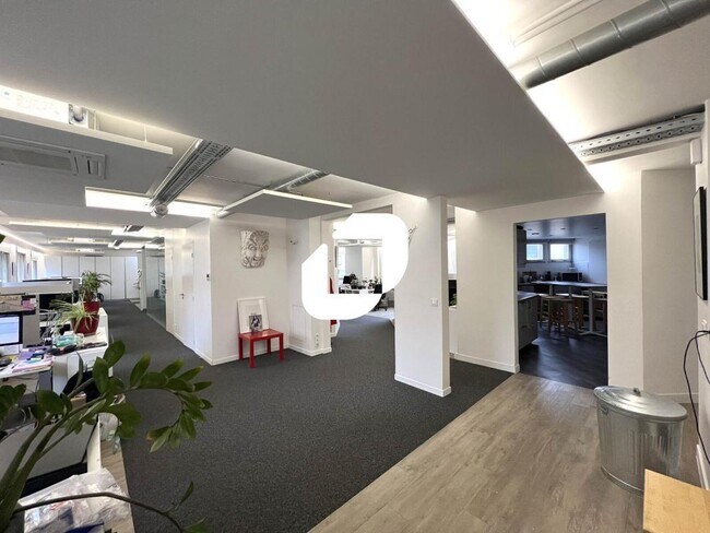 Plus de détails pour Bureau à vendre