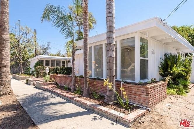 11304 Isleta St, Los Angeles, CA à vendre - Photo de l’immeuble – Image 3 sur 14