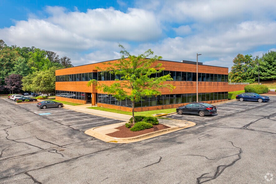 4000 Blackburn Ln, Burtonsville, MD à louer - Photo de l’immeuble – Image 2 sur 6