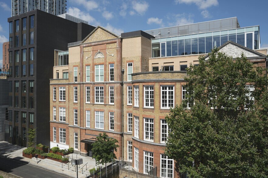 Old St, Londres à louer - Photo de l’immeuble – Image 2 sur 7