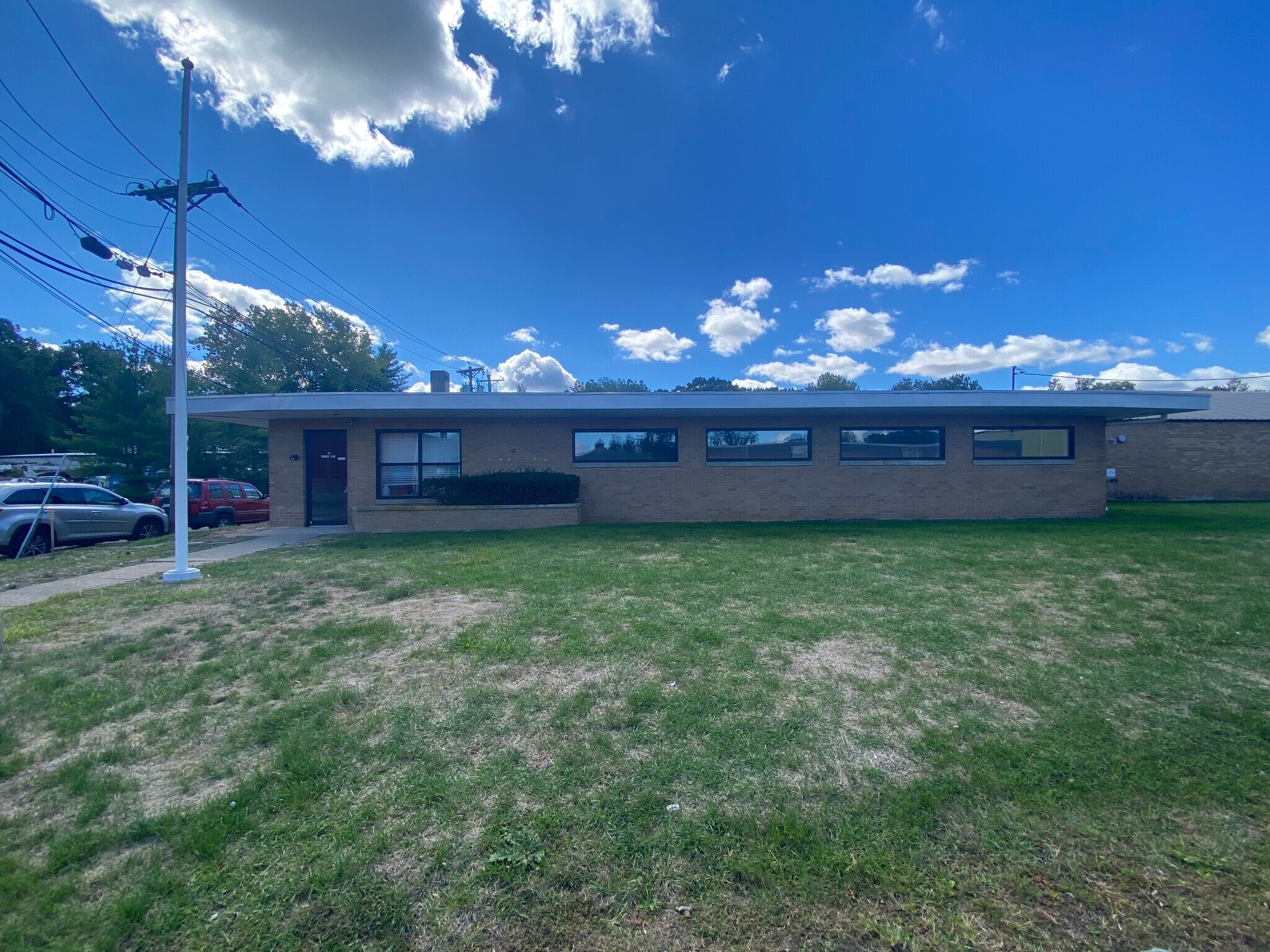 49-51 Sindle Ave, Little Falls, NJ à louer Photo principale– Image 1 sur 5