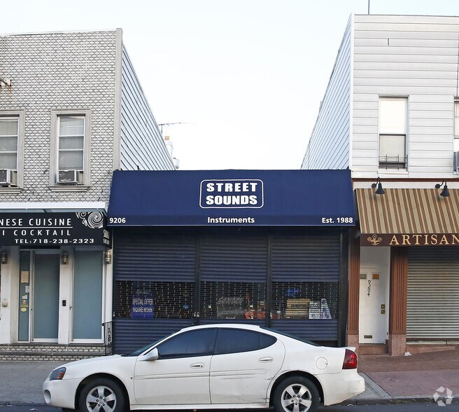 9206 3rd Ave, Brooklyn, NY à louer - Photo de l’immeuble – Image 2 sur 27